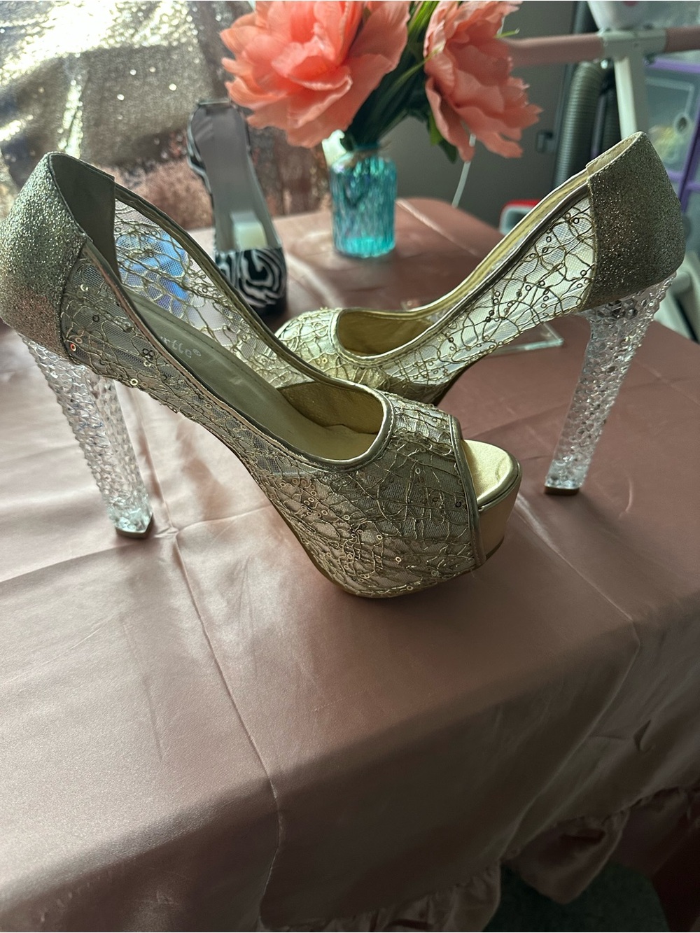 Gold Lace Peep-Toe Platform Heels - Women